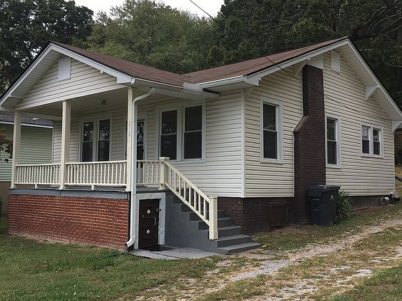 2nd image of 371 Hiawassee Ave