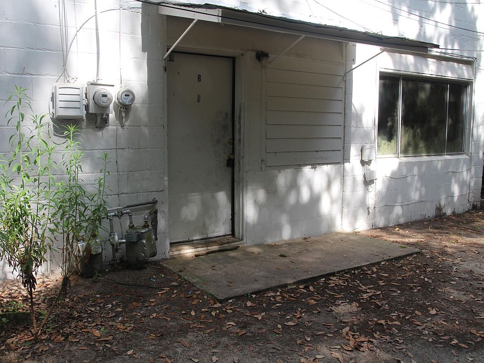 1st image of 921 W 4th Ave APT B