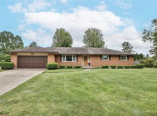 300 Magnolia Dr, Englewood, OH 45322