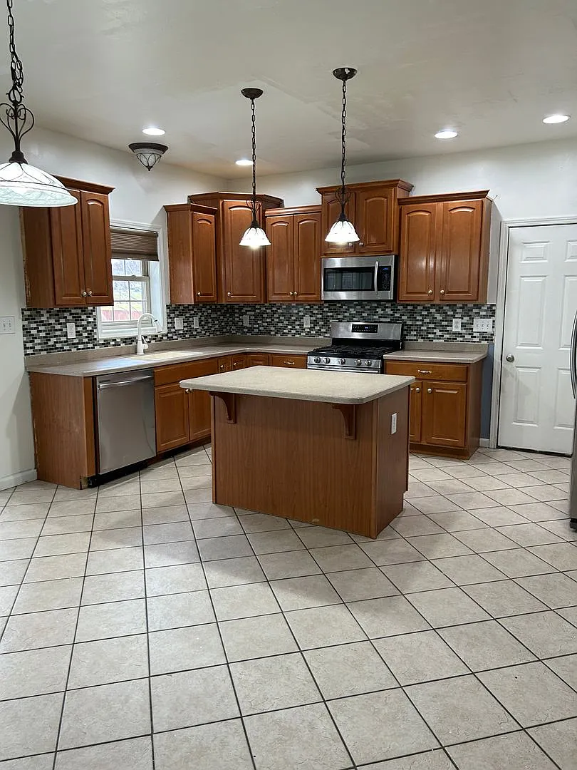 Beautiful 4-Bedroom Home Coming Soon! — Photo 4