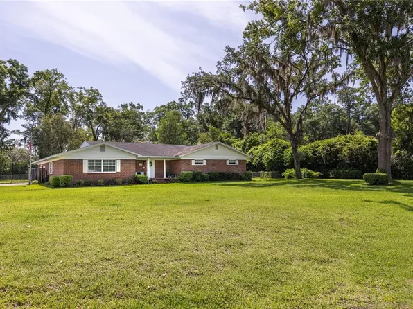 3861 NW 37th St, Gainesville, FL 32605