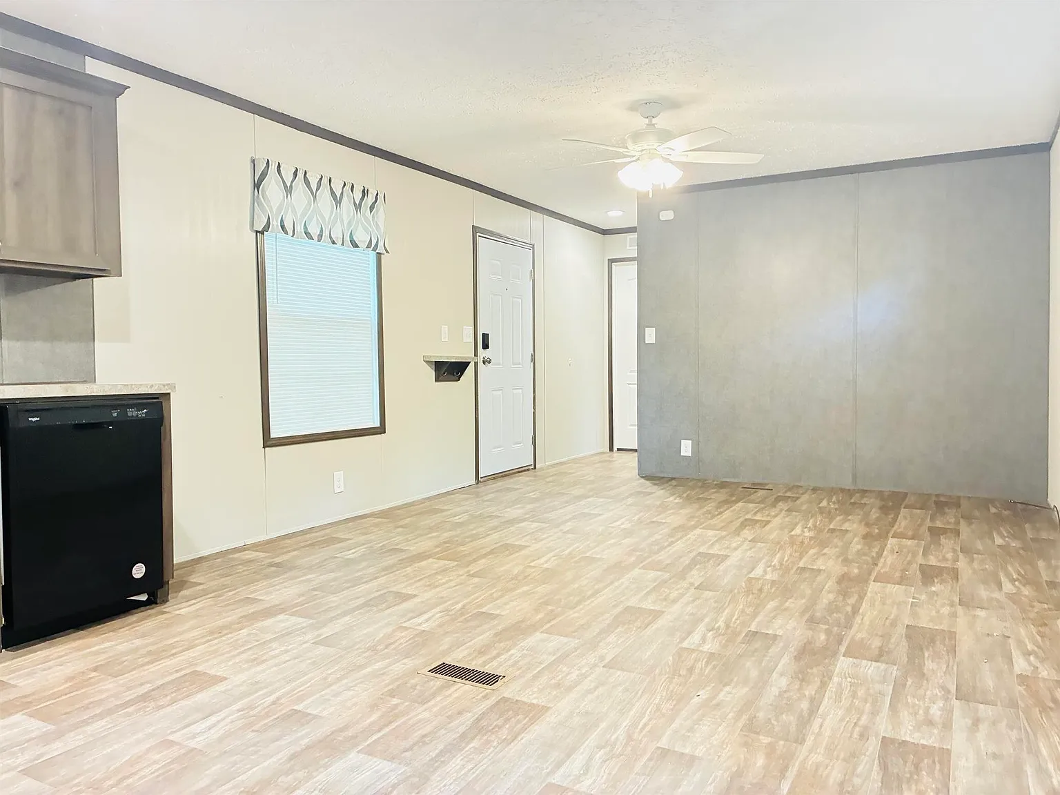 261 Bluebird Home 1 — Photo 4