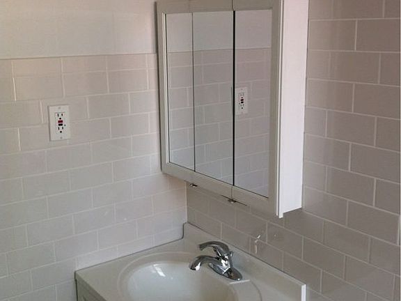 3rd image of 14430 35th Ave APT A62
