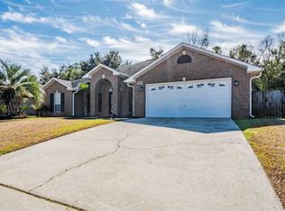 10890 Country Ostrich Dr, Pensacola, FL 32534