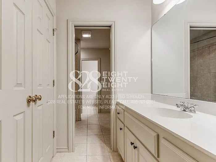3841 Tudor Cir — Photo 31