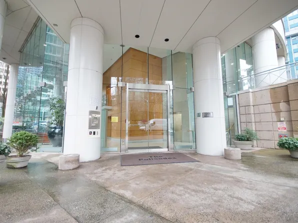 1200 Alberni St #2205, Vancouver, BC V6E 1A6
