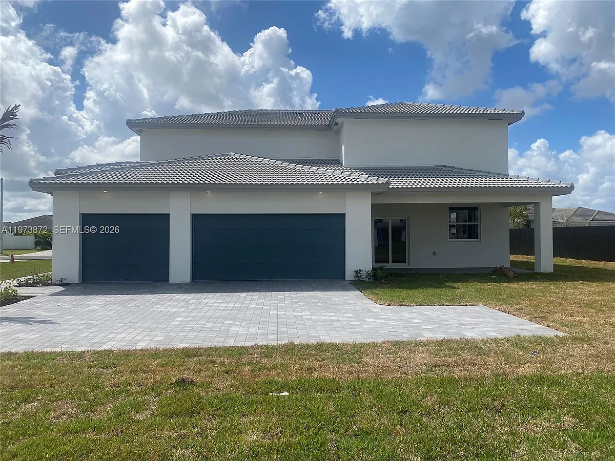Building Photo - 27559 SW 159th Pl