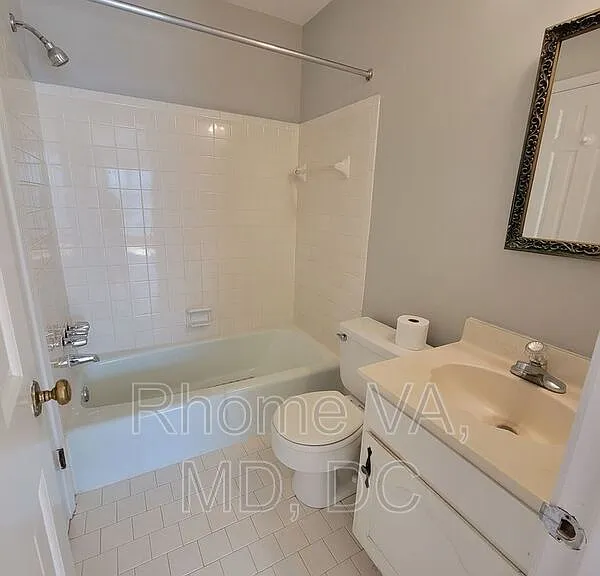 3749 Kanawha St NW — Photo 43