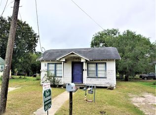 413 W Springer St, Beeville, TX 78102