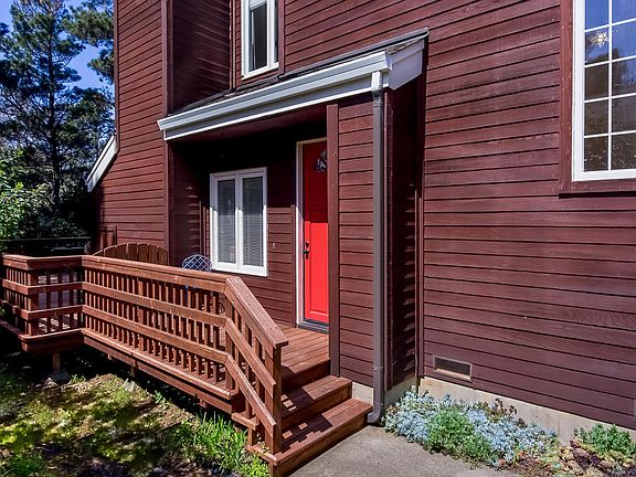 3rd image of 44859 Suntrap Meadow Cir