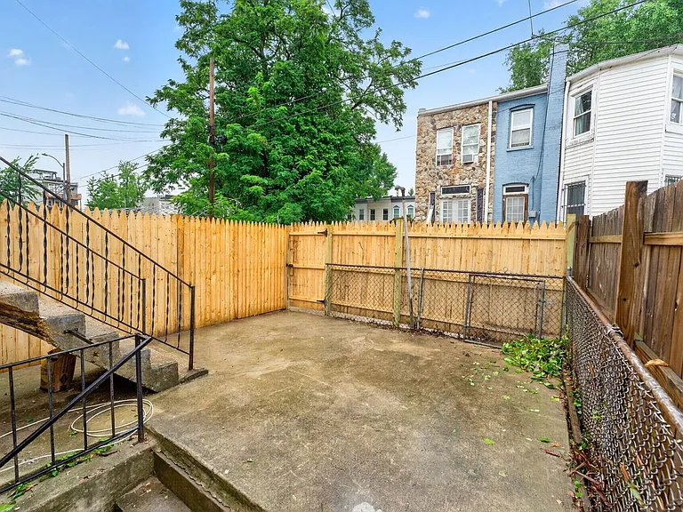 1642 Rosedale St NE — Photo 13
