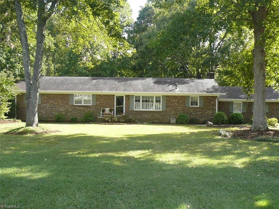 1st image of 298 Shadowood Ln