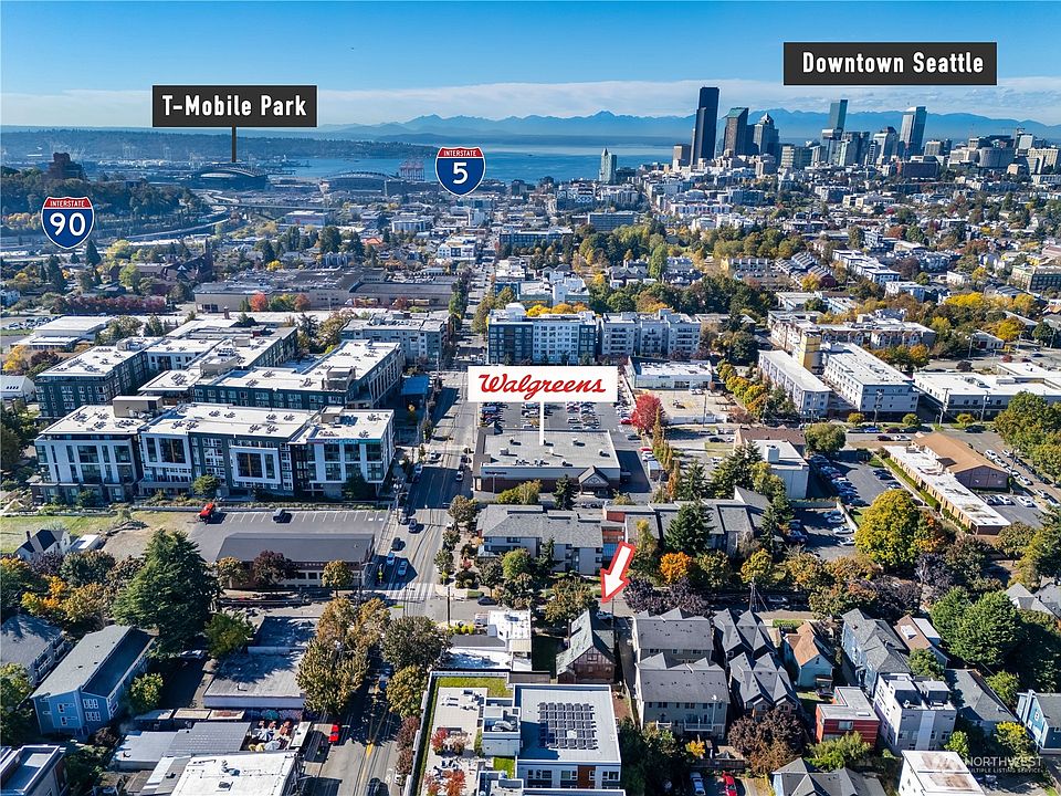 2nd image of 324 25th Avenue S