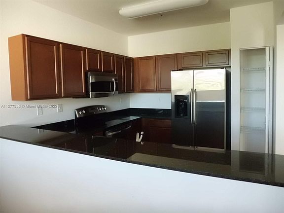 5th image of 10870 NW 88th Ter Unit 207