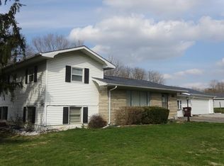 3323 Bloomtown Rd, West Terre Haute, IN 47885