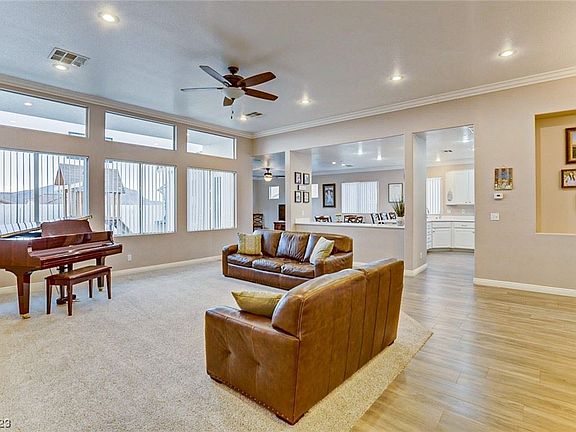 5th image of 4504 Dawn Peak St