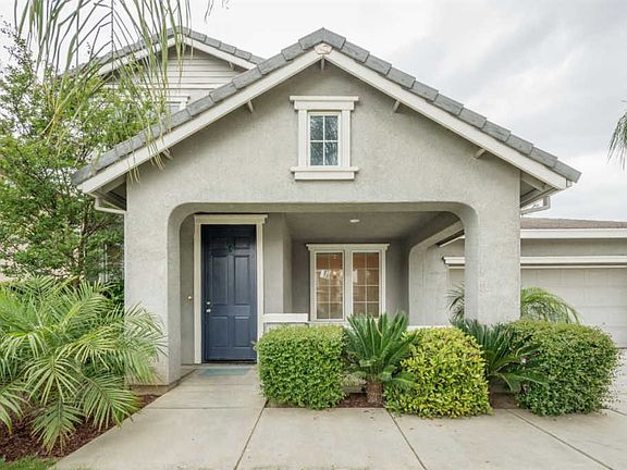 3rd image of 1055 San Carlos Ave