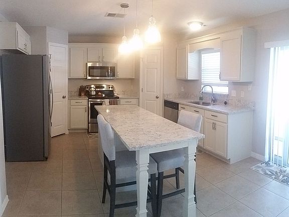 3rd image of 229 Macon Dr