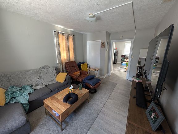 2nd image of 98 12th St APT 2