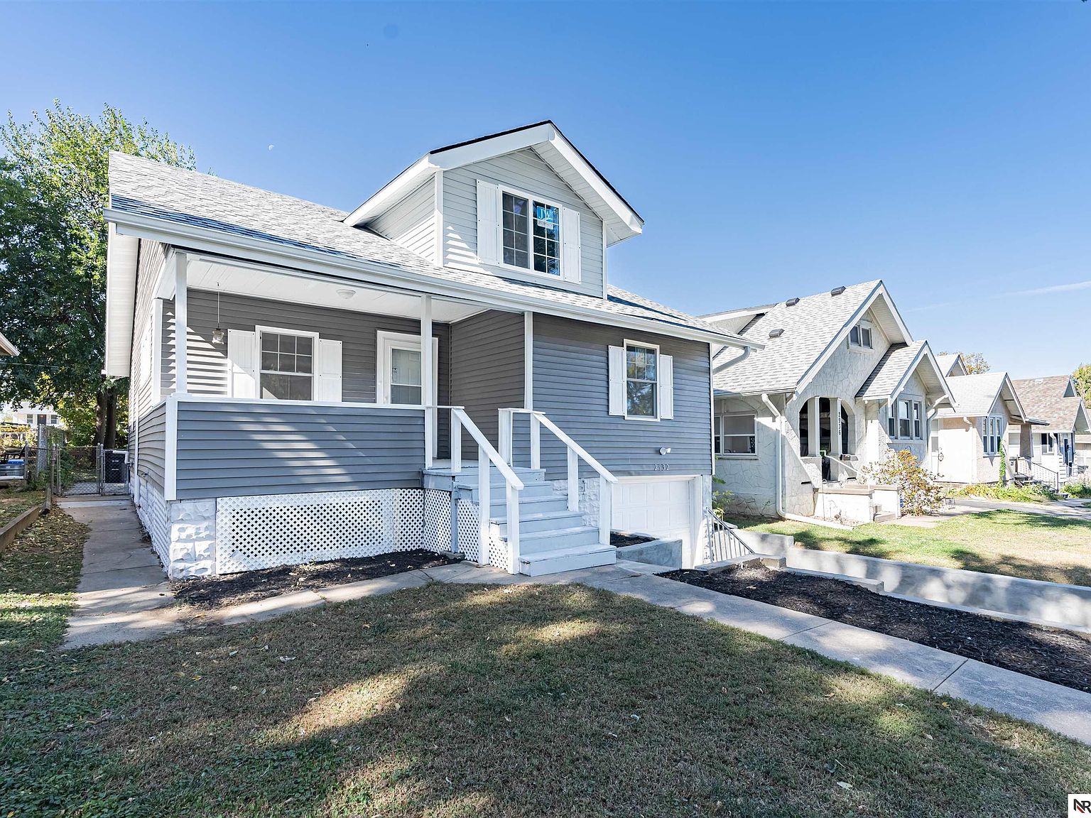 2932 Fontenelle Blvd, Omaha, NE 68104 Zillow
