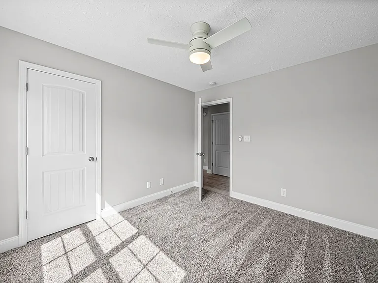 169 Bonnell Dr — Photo 20
