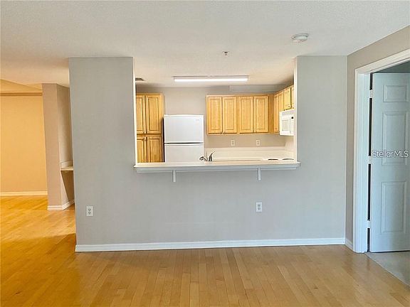 4th image of 5600 Bentgrass Dr #8118