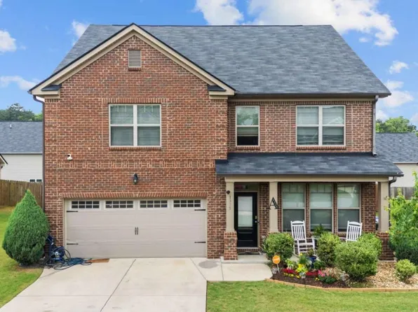 1325 Brookstone Lake Dr, Conyers, GA 30012