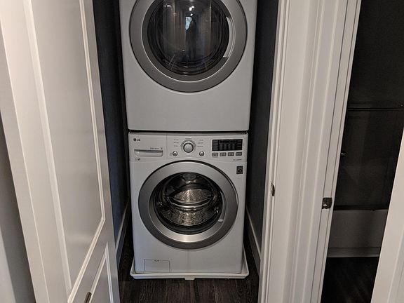5th image of 441 Poplar Ave APT 326