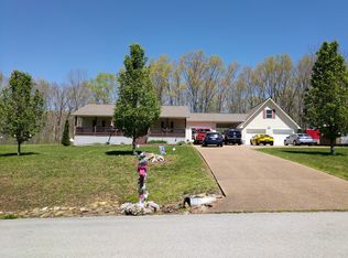 930 Buffalo Trl, Clarkrange, TN 38553