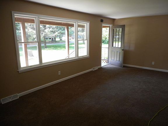 4th image of 6935 Weber Dr