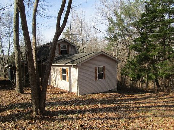 5th image of 6119 King Robert Ln