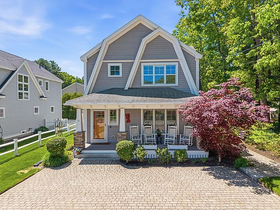 2nd image of 11 Sassafras Street