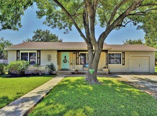 1515 Prather St, Taylor, TX 76574