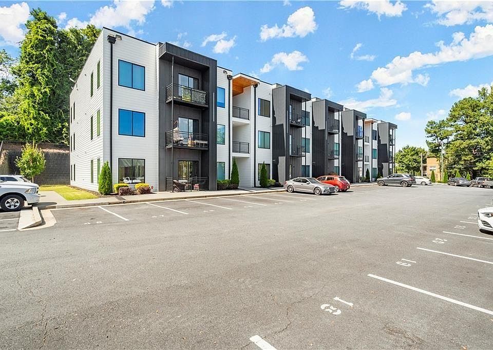 1st image of 1155 Custer Ave SE #207