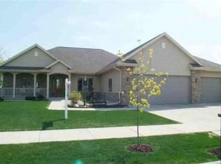 2108 Foggy Mountain Pass, Waunakee, WI 53597