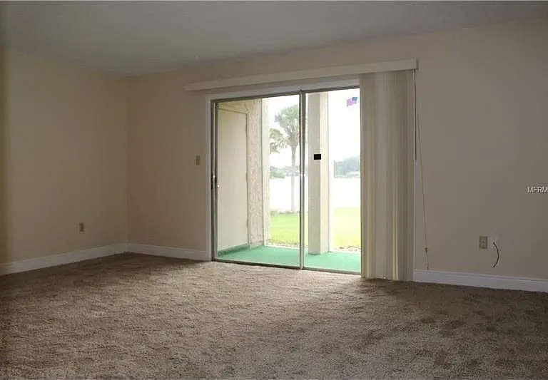 534 Orange Dr — Photo 2