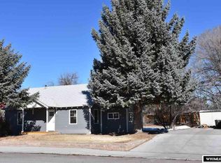 216 E Pershing Ave, Riverton, WY 82501