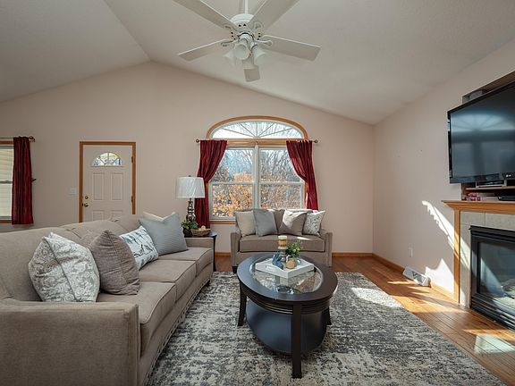 5th image of 1409 98th Avenue Ct W