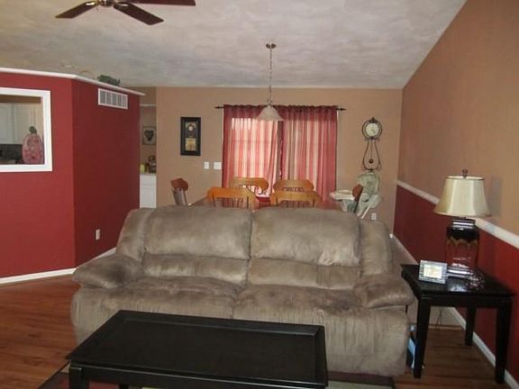5th image of 3301 Turnberry Dr