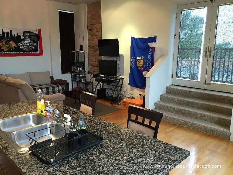 2401 W North Ave #303 — Photo 3