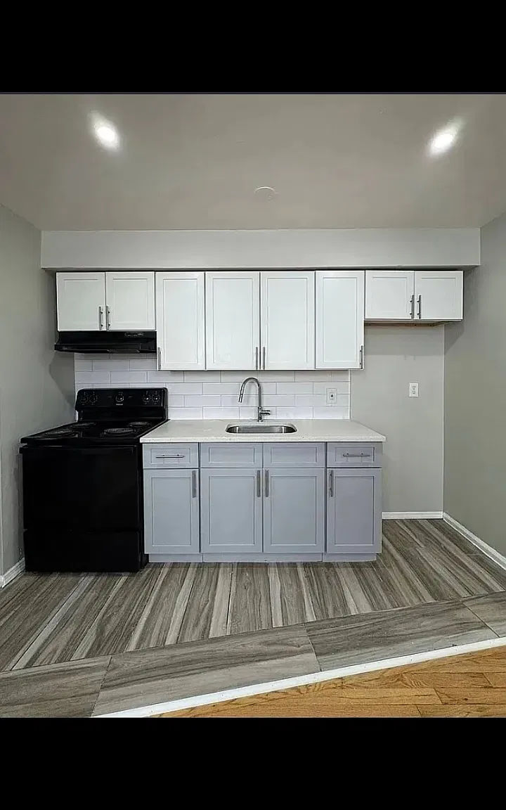 2 bed, $1,995 — Photo 1