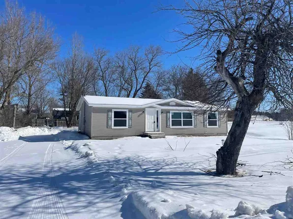 2376 Ray St, Elmira, MI 49730