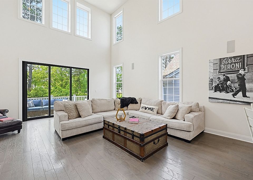 1st image of 14 Briarwood