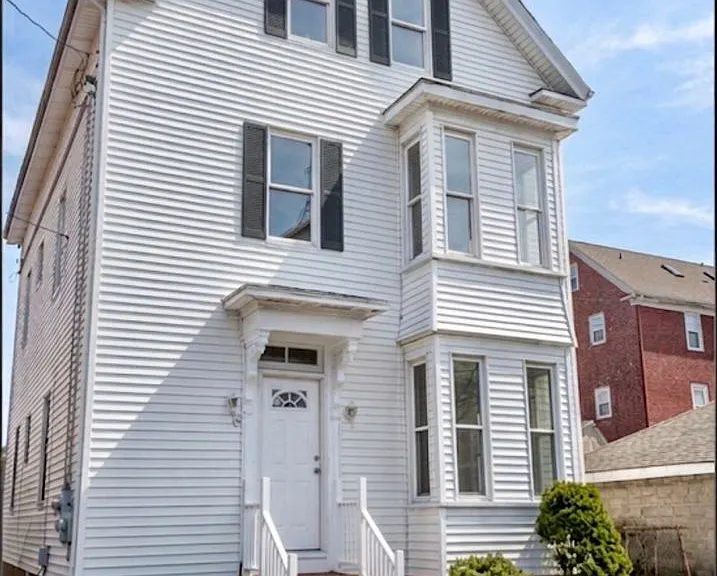 6 Young Ave. — Photo 1