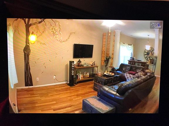 4th image of 160 Rosewood Hills Dr