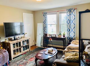 46 Faneuil St, Windsor, CT 06095