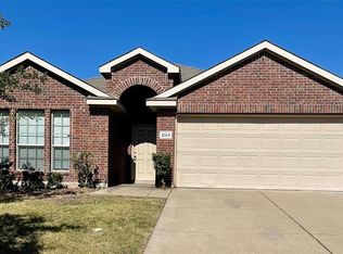 2023 Allyson Dr, Heartland, TX 75126