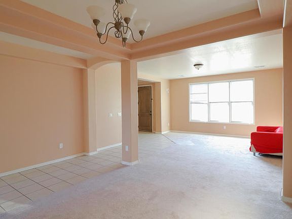 5th image of 4010 W Saint Anne Ave