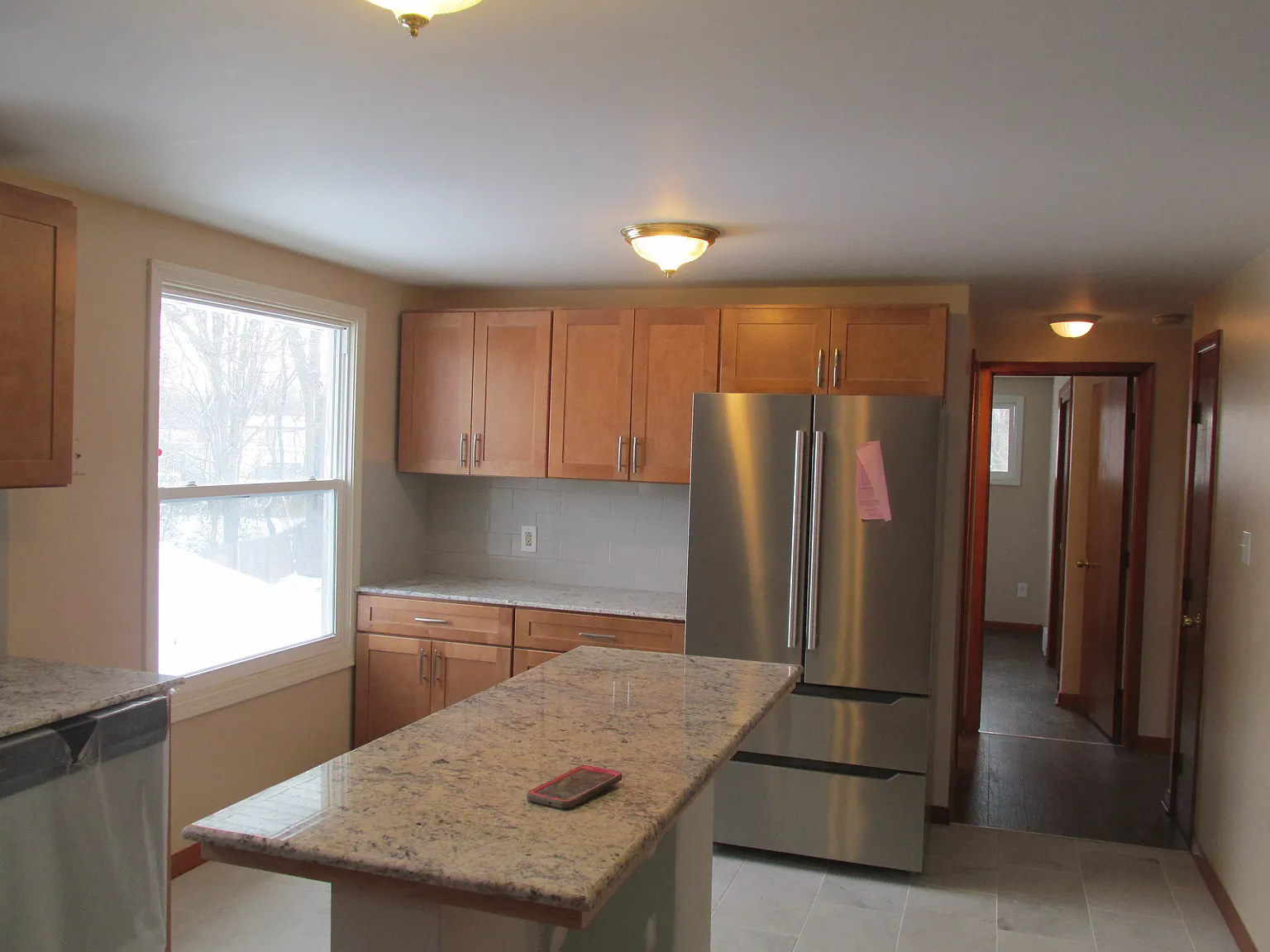 3 bed, 996 sqft, $1,500 — Photo 3