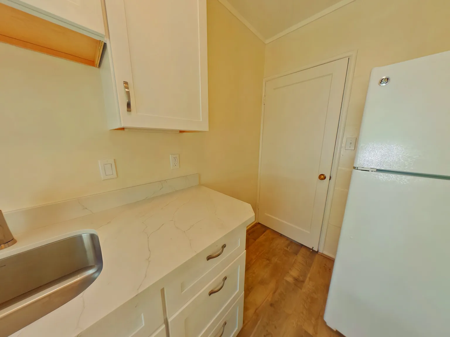 1 bed, 700 sqft, $2,795 — Photo 3